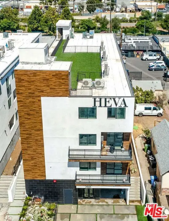 7018 Alabama Avenue, Canoga Park, CA 91303