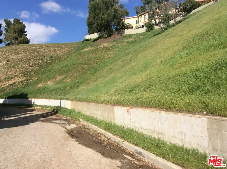 21672 Arcos Drive, Woodland Hills, CA 91364 - #2