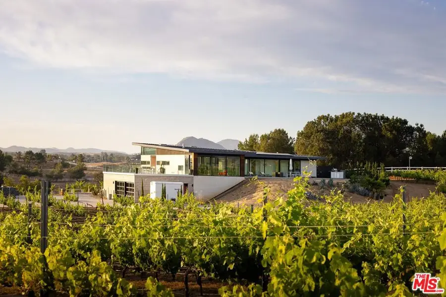 36453 Via El Pais Bonita, Temecula, CA 92592 - #3