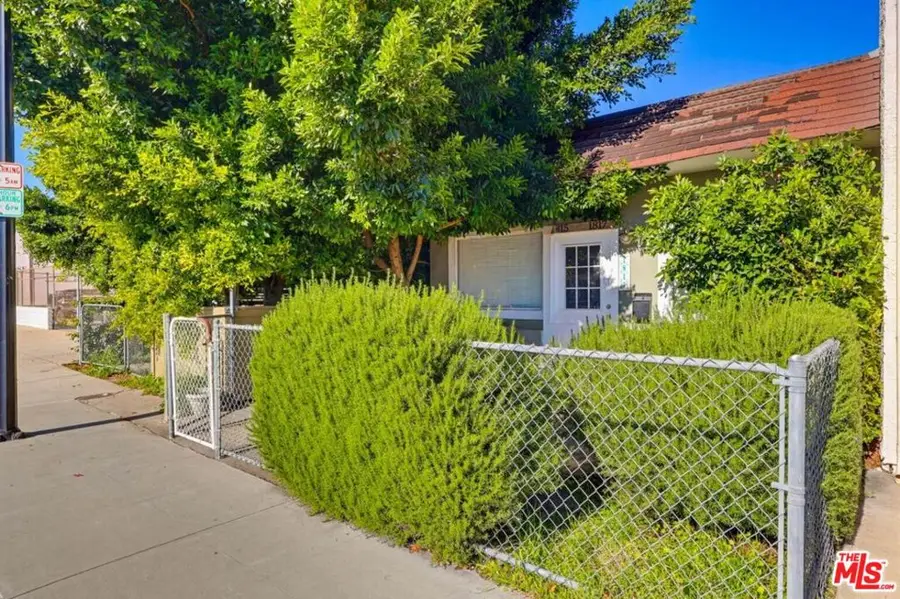 1817 W Burbank Boulevard, Burbank, CA 91506 - Image #2