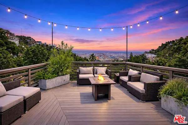 8827 Evanview Drive, Los Angeles, CA 90069