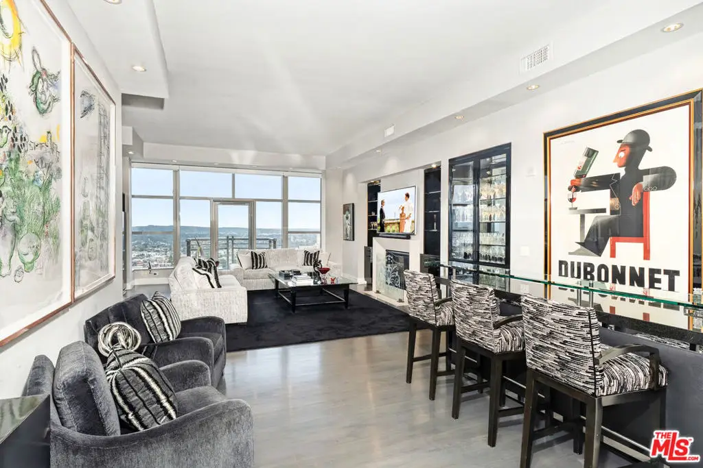 10776 Wilshire Boulevard #1802, Los Angeles, CA 90024 - Image #1