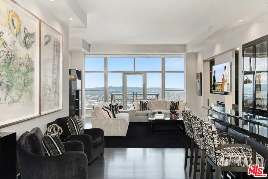 10776 Wilshire Boulevard #1802, Los Angeles, CA 90024 - Image #2