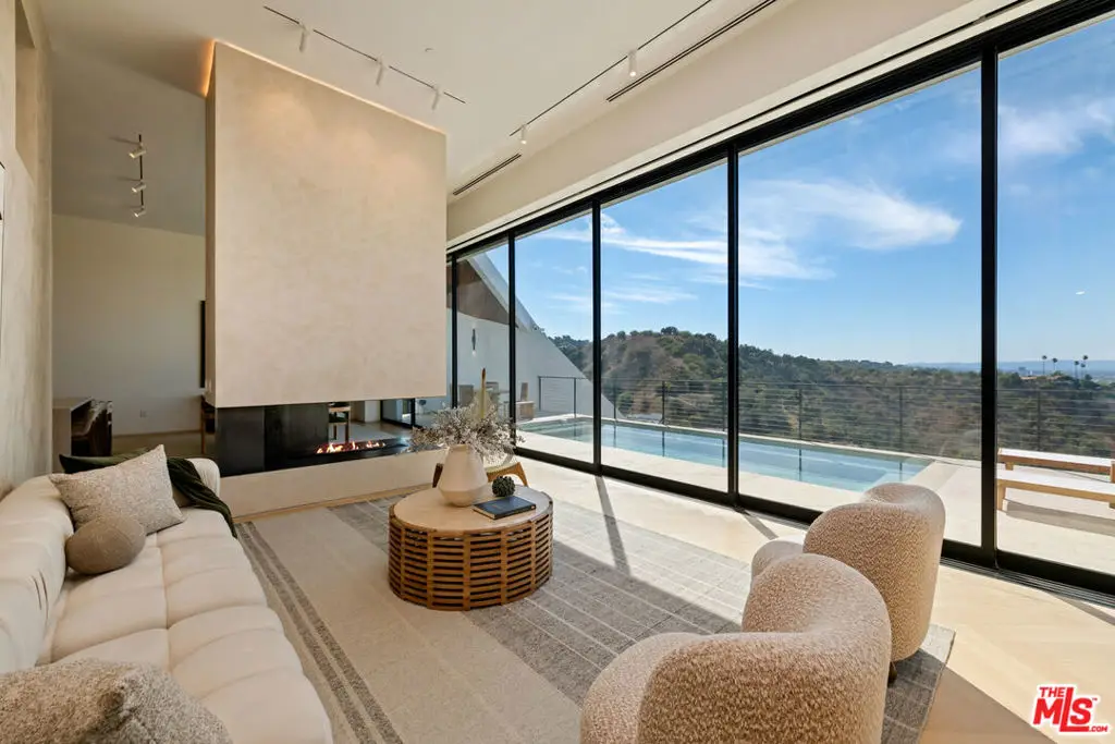 3699 Alta Mesa Drive, Studio City, CA 91604 - Image #1