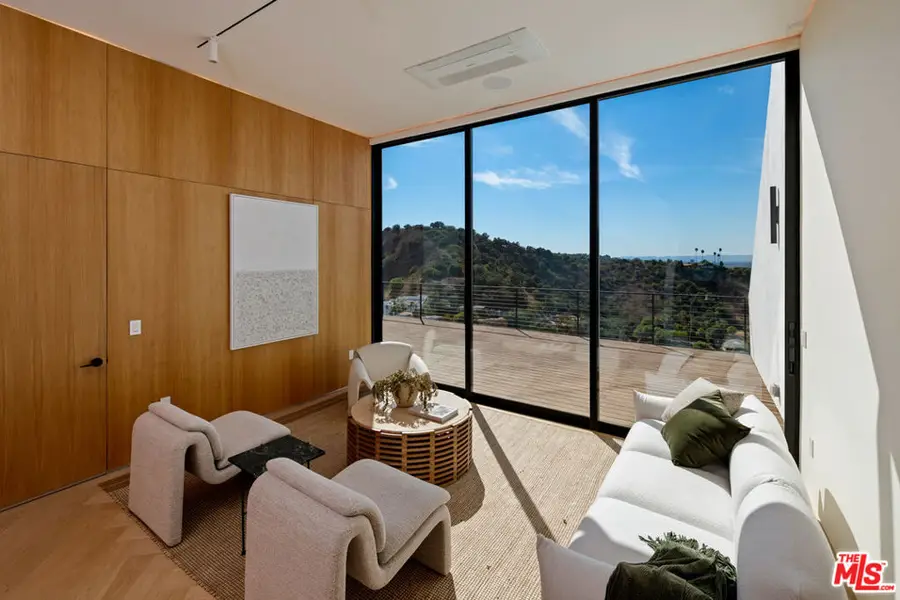 3699 Alta Mesa Drive, Studio City, CA 91604 - Image #3