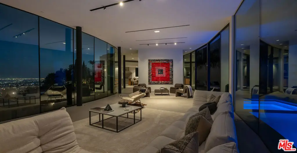 9277 Thrush Way, West Hollywood, CA 90069 - #1