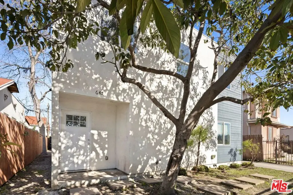 645 W 97th Street, Los Angeles, CA 90044 - Image #1