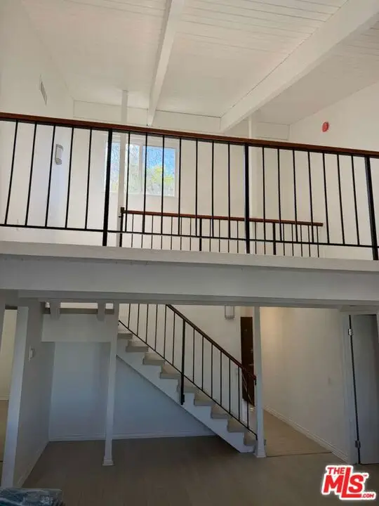 18350 Hatteras Street #278, Tarzana, CA 91356