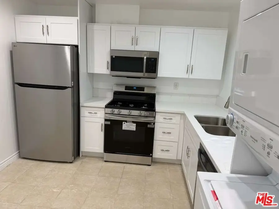 18350 Hatteras Street #278, Tarzana, CA 91356 - #2