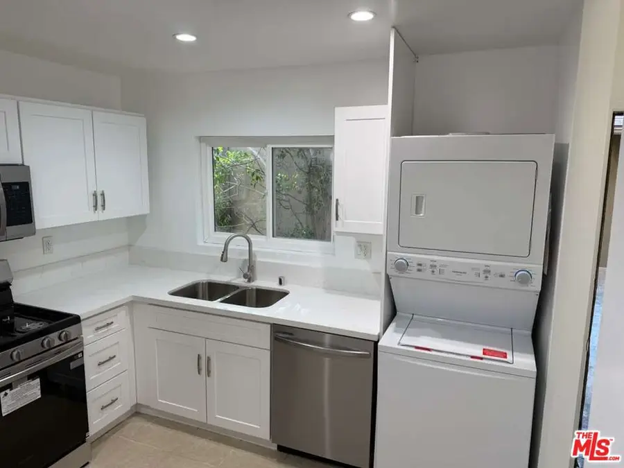 18350 Hatteras Street #278, Tarzana, CA 91356 - #3