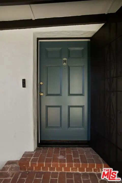 4135 S Victoria Avenue, View Park Windsor Hills, CA 90008 - Image #3