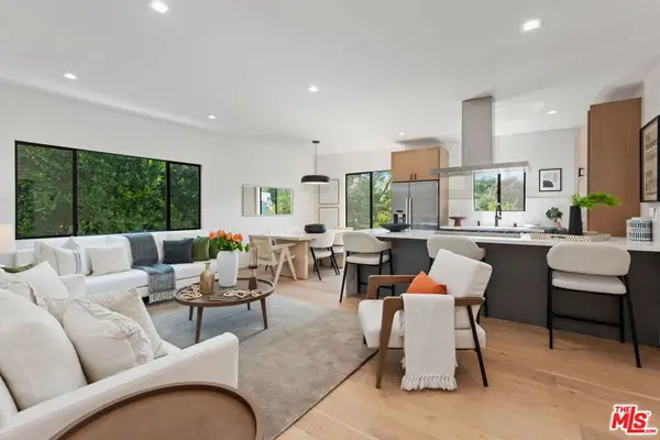 838 N Mansfield Avenue #201, Los Angeles, CA 90038