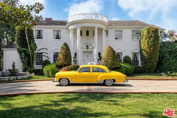 251 N Bristol Avenue, Los Angeles, CA 90049