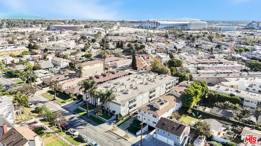 212 E Tamarack Avenue, Inglewood, CA 90301 - #3