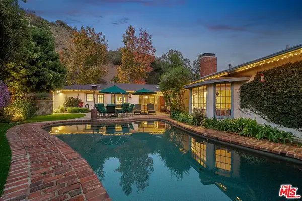 3859 Mandeville Canyon Road, Los Angeles, CA 90049
