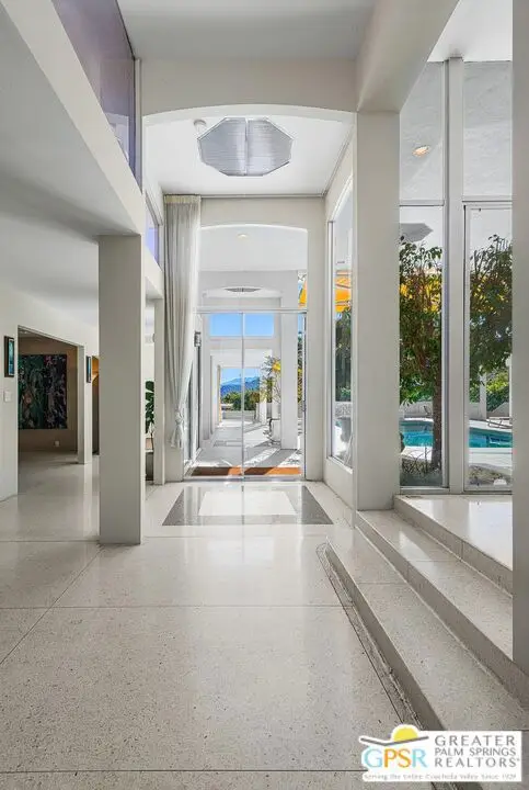 690 W Stevens Road, Palm Springs, CA 92262