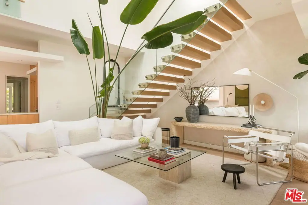 2413 Wilson Avenue, Venice, CA 90291 - Image #1