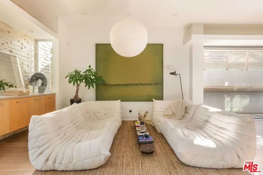 2413 Wilson Avenue, Venice, CA 90291 - Image #3