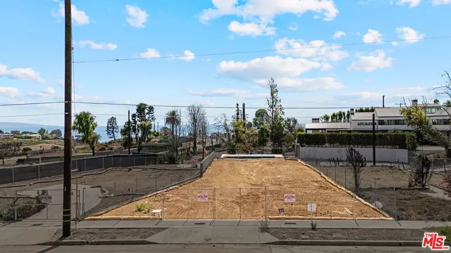 15300 Earlham Street, Pacific Palisades, CA 90272 - #3