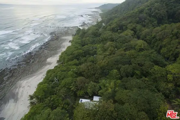 1 Santa Teresa Beach North, Costa Rica, ,  60111