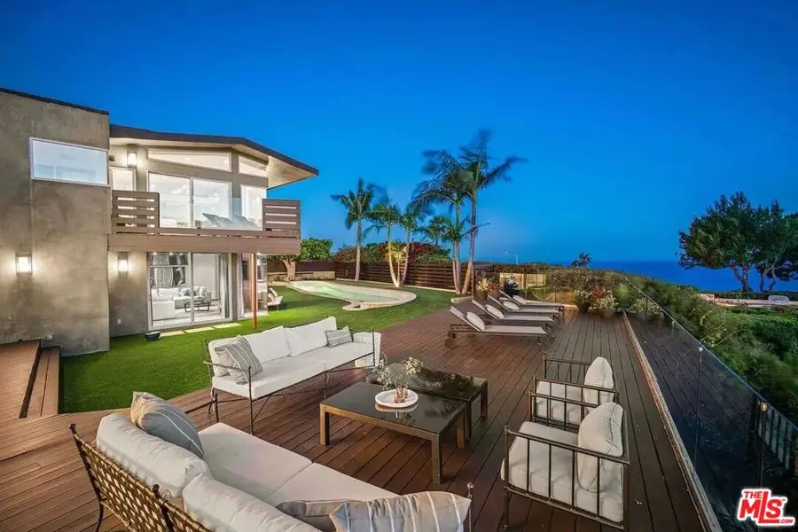 16820 Charmel Lane, Pacific Palisades, CA 90272 - Image #2