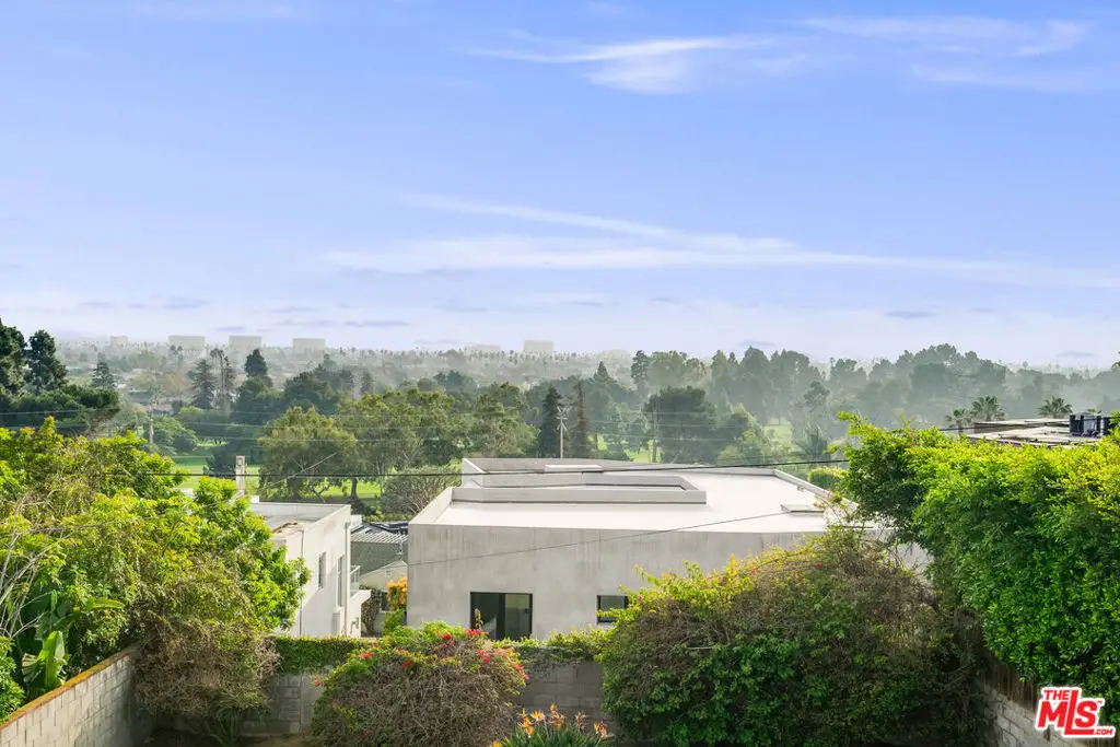 1770 Bryn Mawr Avenue, Santa Monica, CA 90405 - Image #1