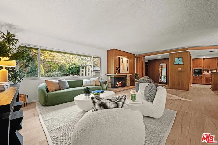 3491 Mandeville Canyon Road, Los Angeles, CA 90049 - Image #2