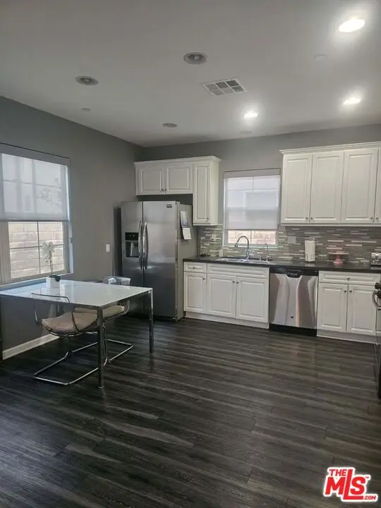 21816 Moveo Drive, Santa Clarita, CA 91350 - #3