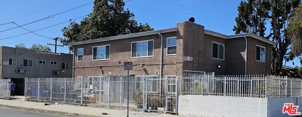 426 W 77th Street, Los Angeles, CA 90003 - #1