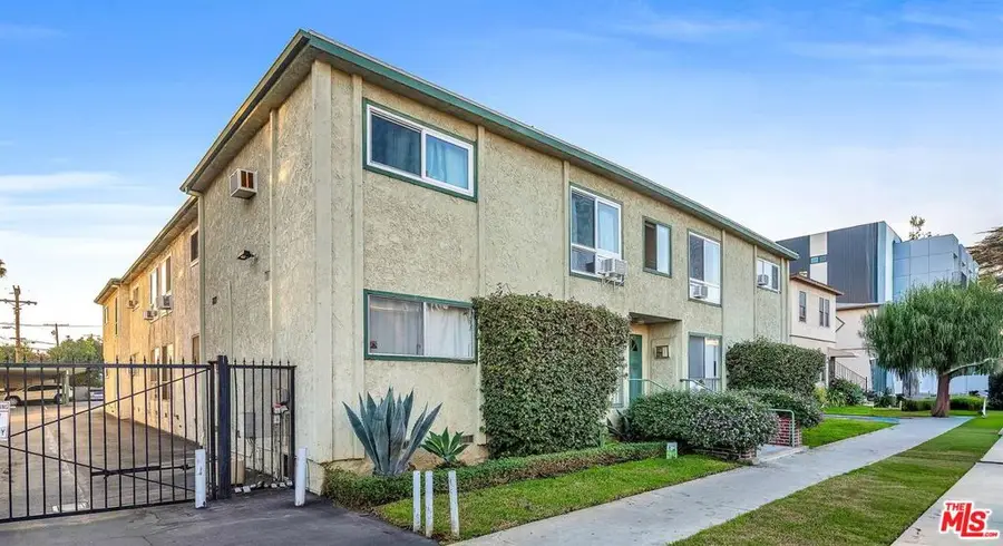 4361 Berryman Avenue #11, Los Angeles, CA 90066 - Image #2