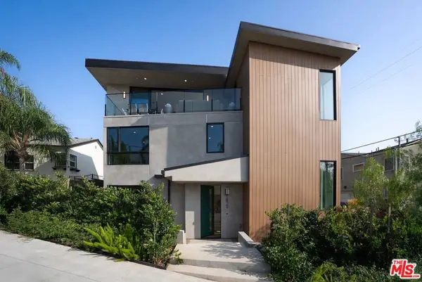 2820 Avenel Street, Los Angeles, CA 90039