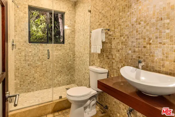 1634 Benedict Canyon Drive, Beverly Hills, CA 90210