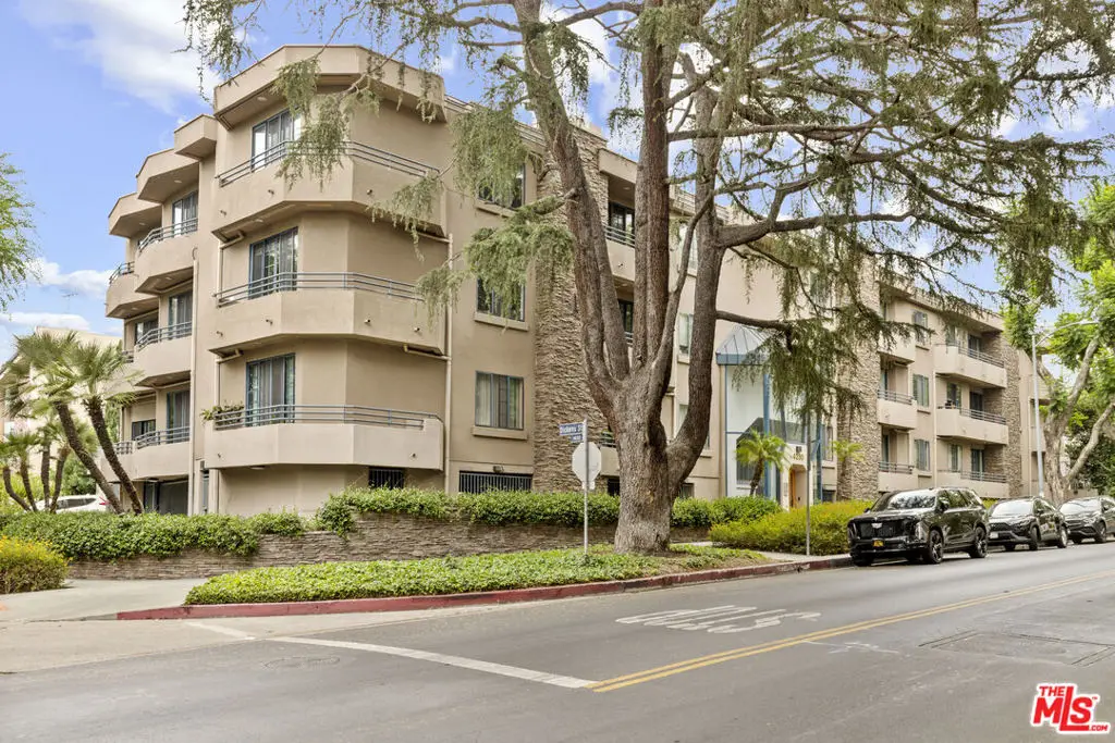 4230 Stansbury Avenue #105, Sherman Oaks, CA 91423 - #1