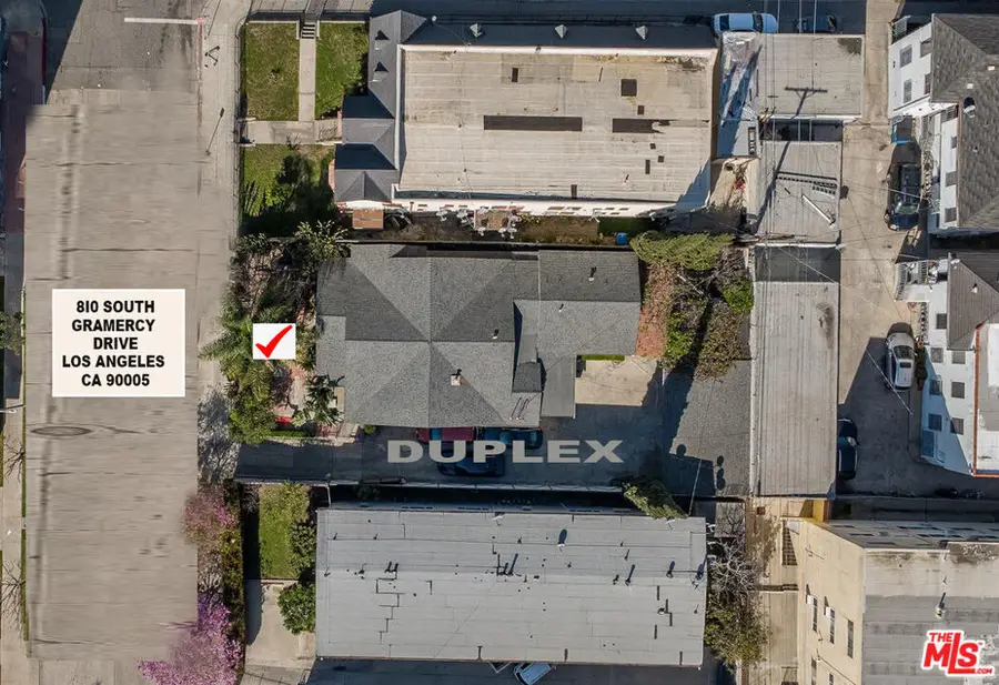 810 Gramercy Drive, Los Angeles, CA 90005 - Image #3