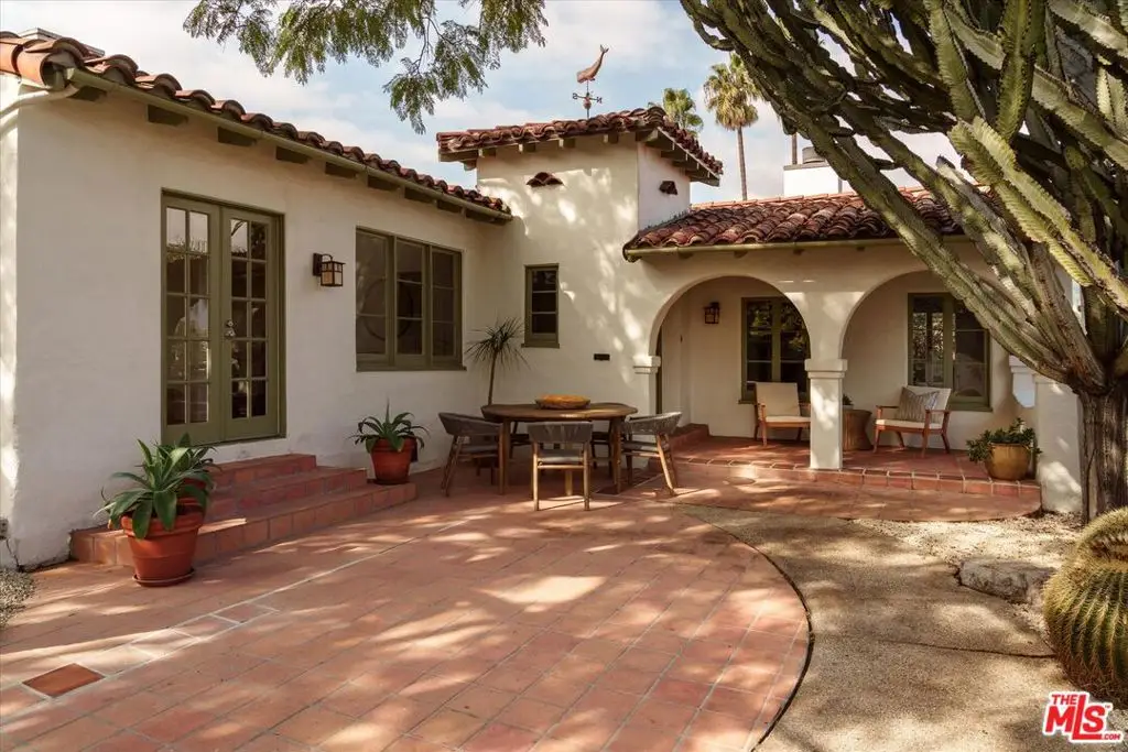 2439 Ronda Vista Drive, Los Angeles, CA 90027 - Image #1