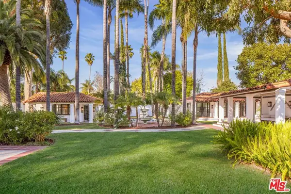 18625 Wells Drive, Tarzana, CA 91356