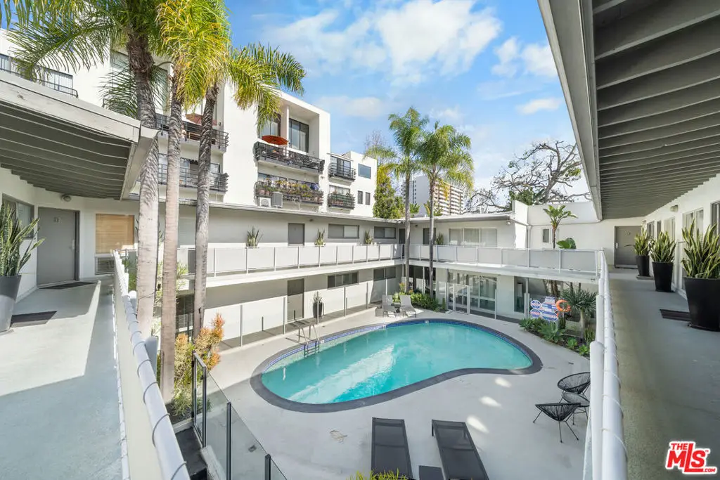 1145 Larrabee Street #19, West Hollywood, CA 90069 - Image #1