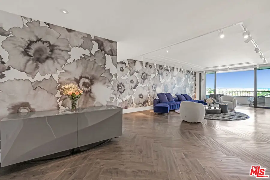 1100 Alta Loma Road #1404, West Hollywood, CA 90069 - Image #2