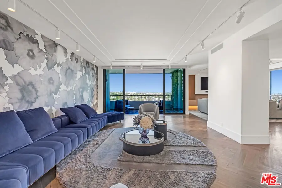 1100 Alta Loma Road #1404, West Hollywood, CA 90069 - Image #3