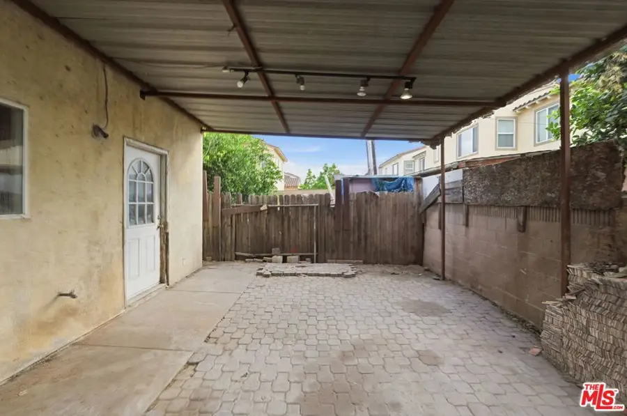 2650 E Dominguez Street, Long Beach, CA 90810 - Image #2