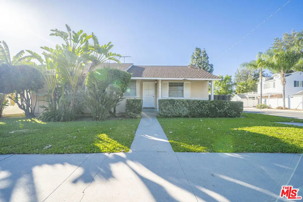 22656 Clarendon Street, Woodland Hills, CA 91367 - #1