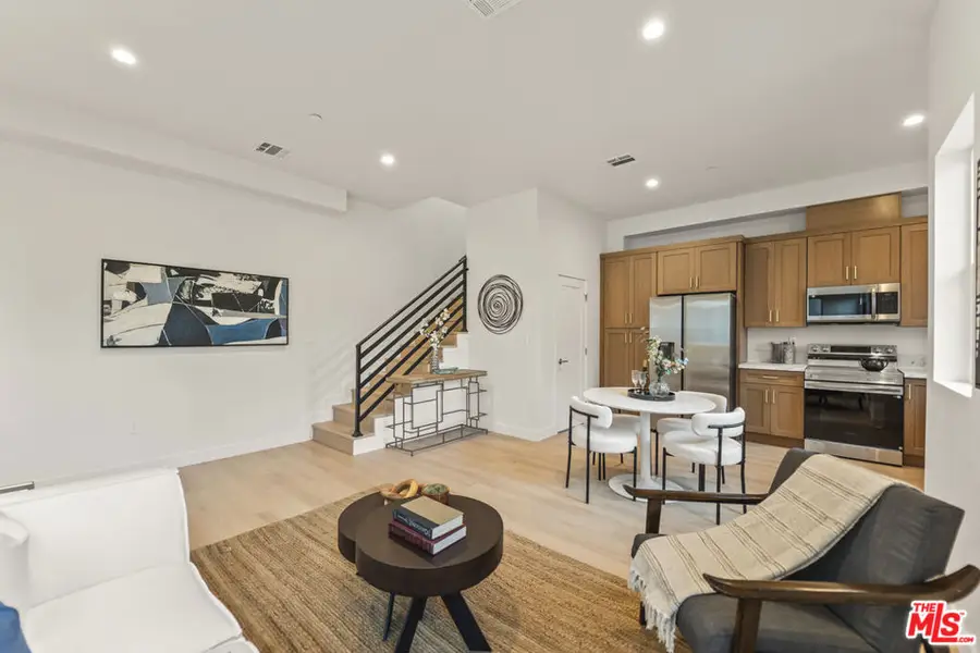 19025 Bassett Street, Reseda, CA 91335 - #3