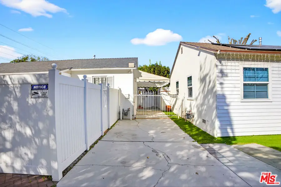 18813 Cantlay Street, Reseda, CA 91335 - #3