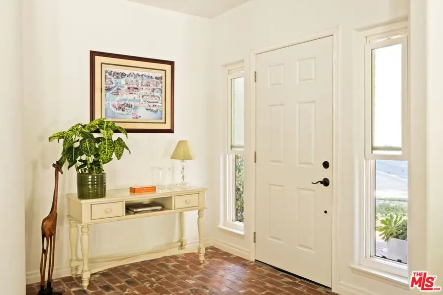 776 Sunfield Court, Westlake Village, CA 91362 - Image #3