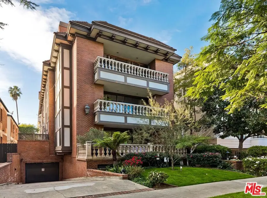 403 N Palm Drive #3, Beverly Hills, CA 90210 - #2