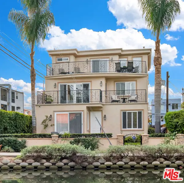 3000 Grand Canal, Venice, CA 90291