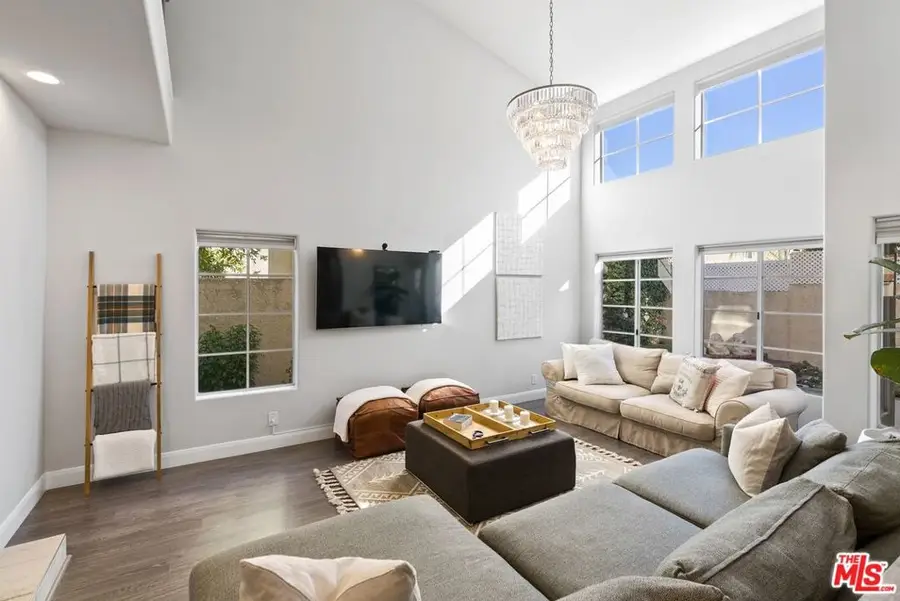 23218 Runnymede Street, West Hills, CA 91307 - Image #3