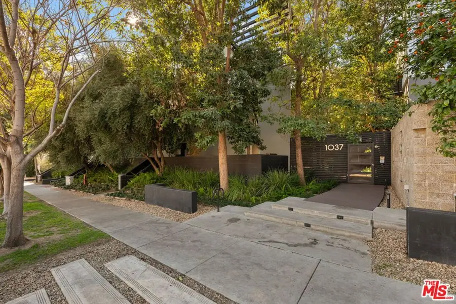 1037 N Laurel Avenue #14, West Hollywood, CA 90046 - #2