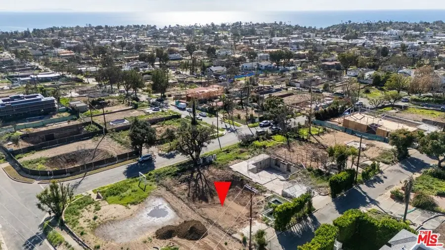14607 Bestor Boulevard, Pacific Palisades, CA 90272 - Image #3