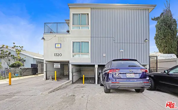 1320 W 97th Street, Los Angeles, CA 90044